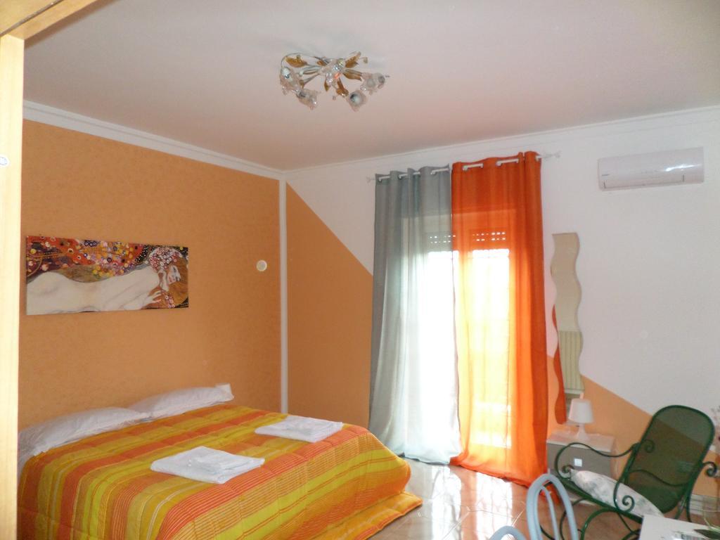 B&B Villino Loryマリノ 部屋 写真