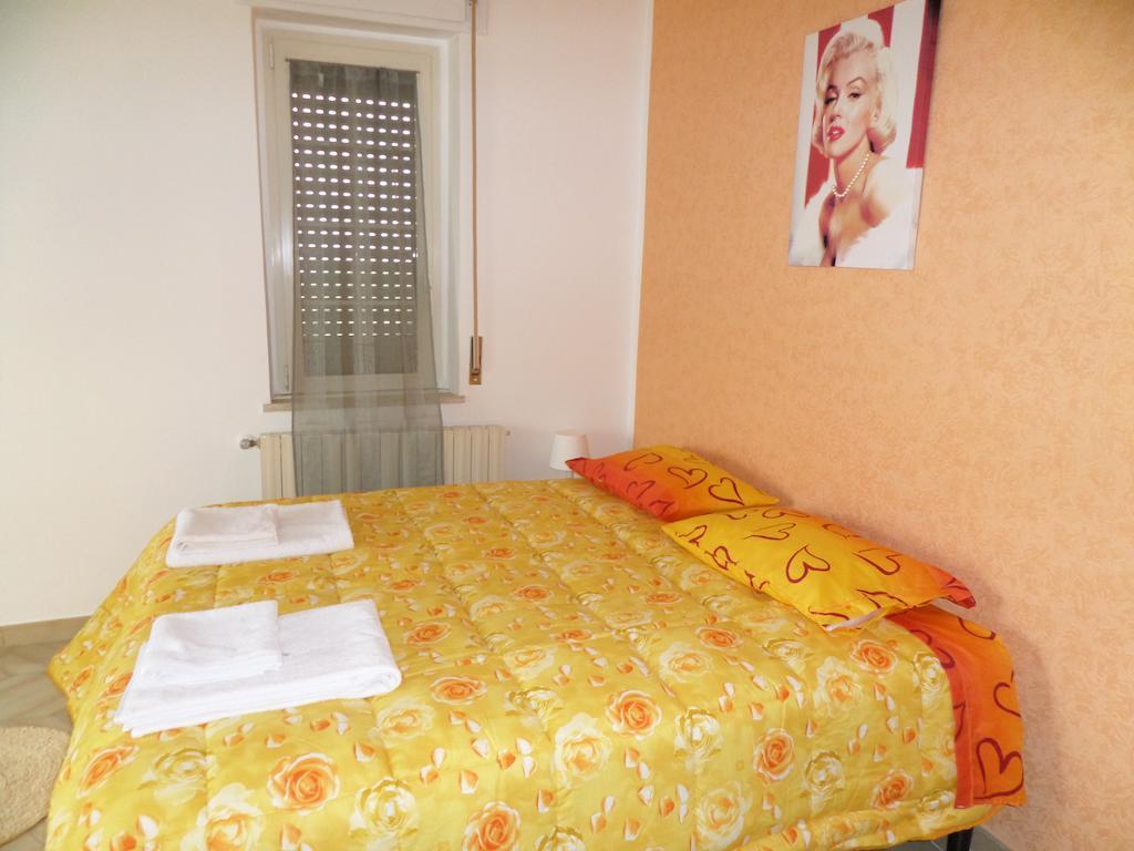 B&B Villino Loryマリノ 部屋 写真